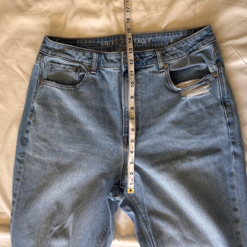 American Eagle Mom Jeans Womens 12 Long Distressed High Rise Medium Wash Denim - Picture 6 of 7